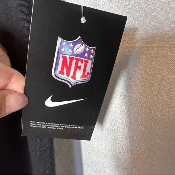 New NWT Nike Tee KANSAS CITY CHIEFS KINGDOM Youth T Shirt Short Sleeved L 14-16 - Picture 3 of 8